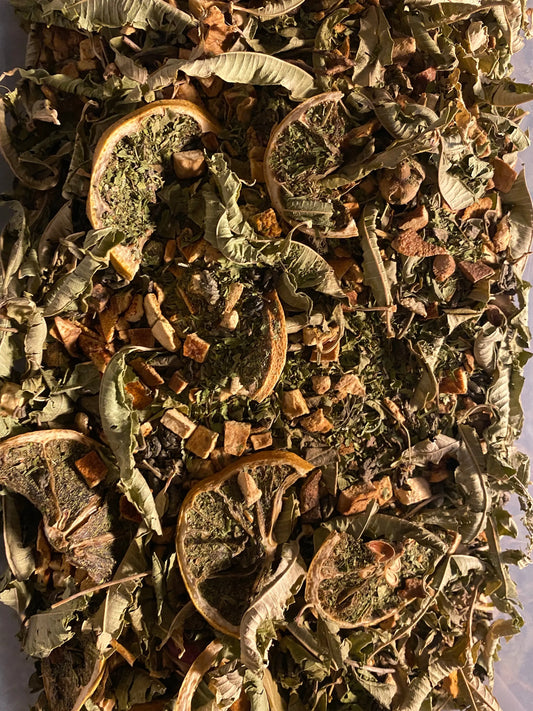 Istanbul Lemon Turkish tea loose leaf blend with dried citrus slices and herbal ingredients in bulk format